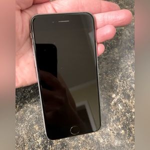 iPhone 6s 64GB - like new excellent condition Space Gray (A1633, prev ATT)